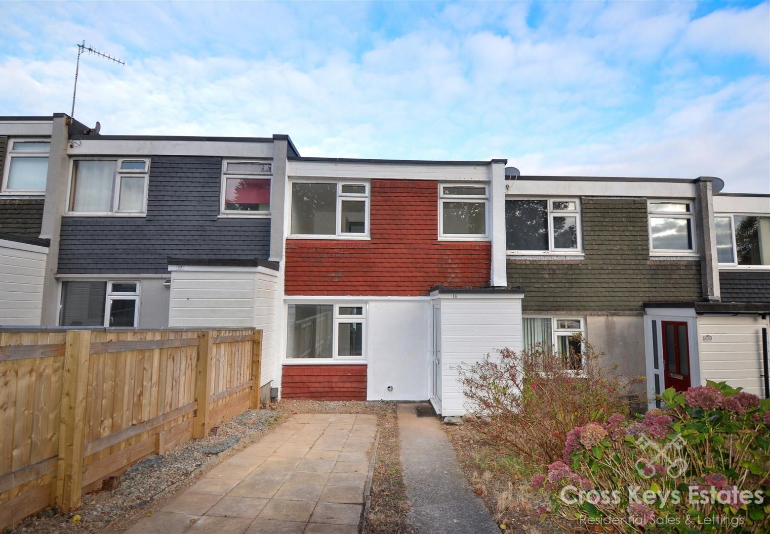 Cross Keys Estate Agents Sales Property of the Week 1