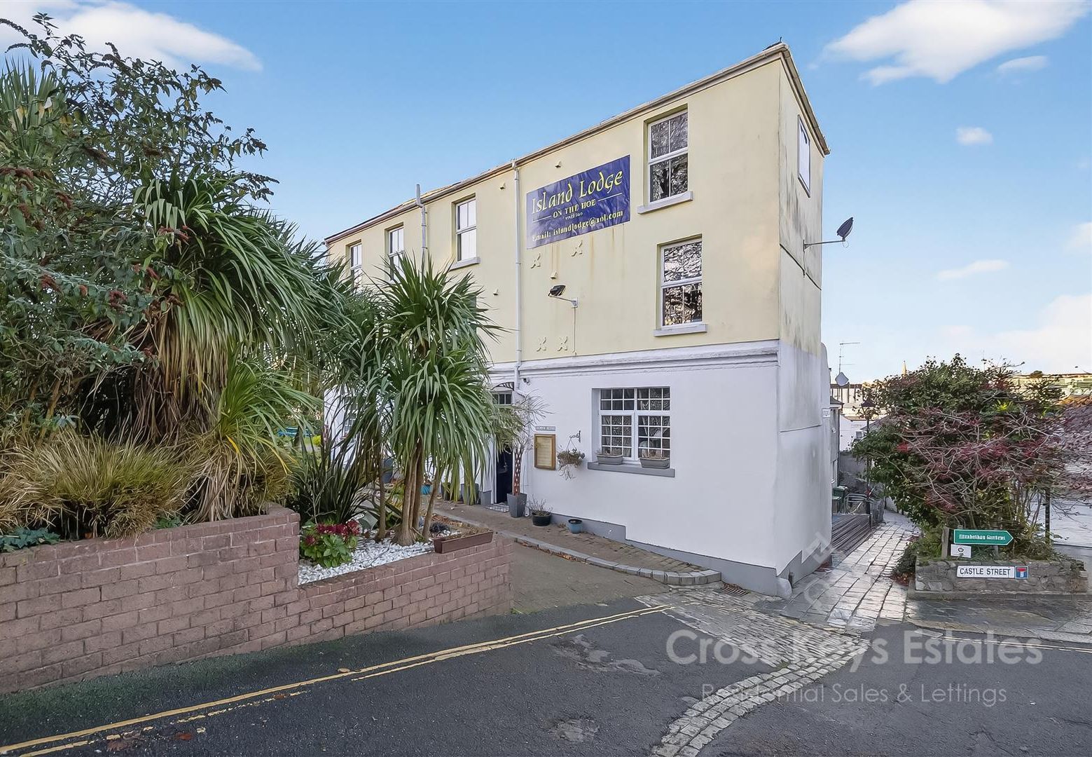 Cross Keys Estate Agents Sales Property of the Week 2