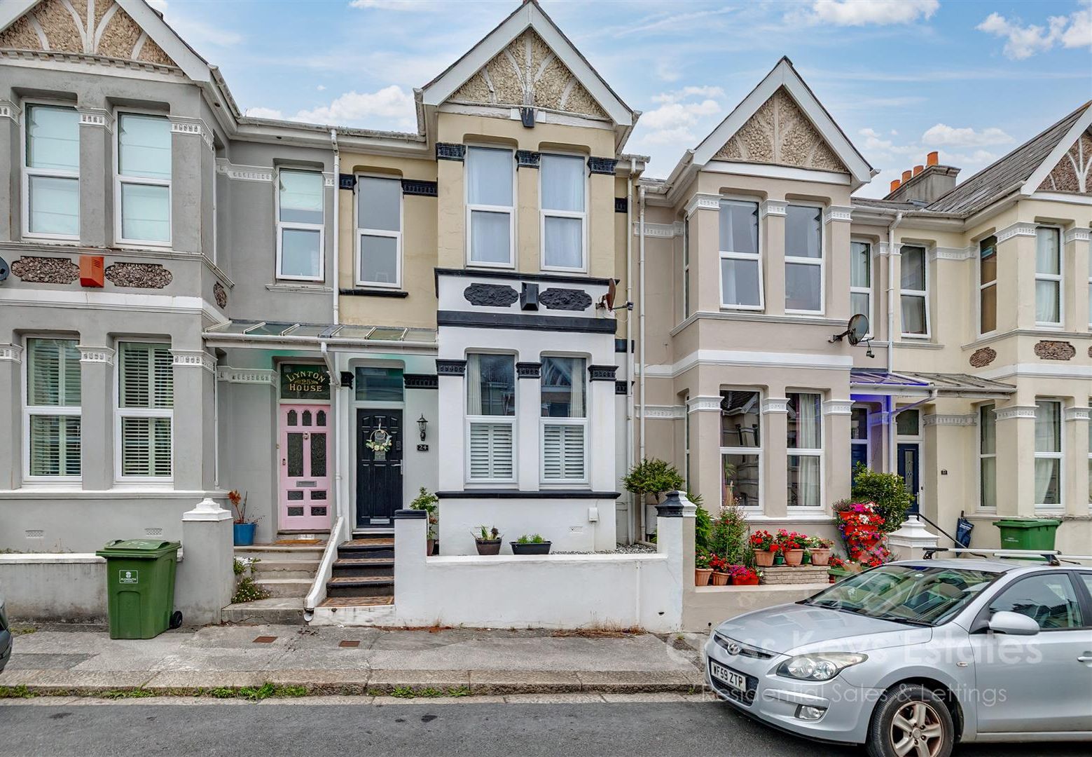 Cross Keys Estate Agents Sales Property of the Week 1