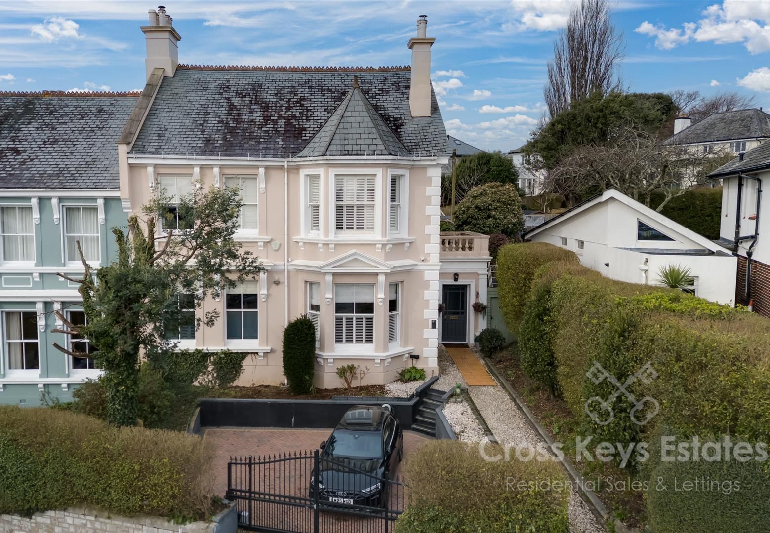 Cross Keys Estate Agents Sales Property of the Week 1