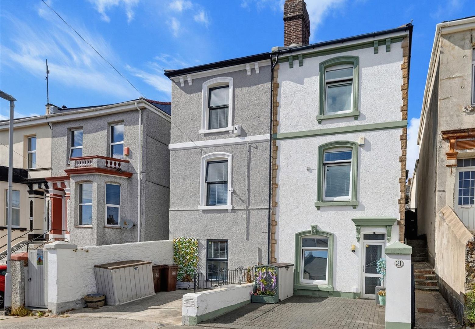 Cross Keys Estate Agents Sales Property of the Week 2